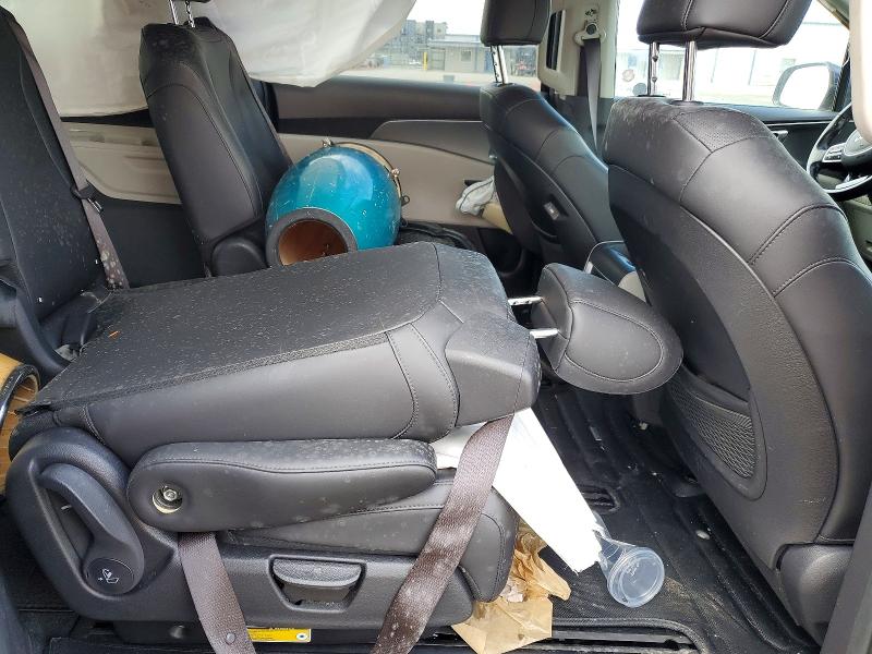 2022 Kia Carnival მანქანა იყიდება აუქციონზე, vin: KNDNB4H37N6170625, აუქციონის ნომერი: 79474225