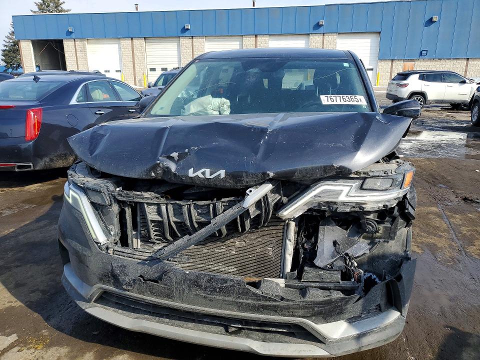 Продажа на аукционе авто 2022 Kia Carnival, vin: KNDNB4H36N6130925, номер лота: 76776365