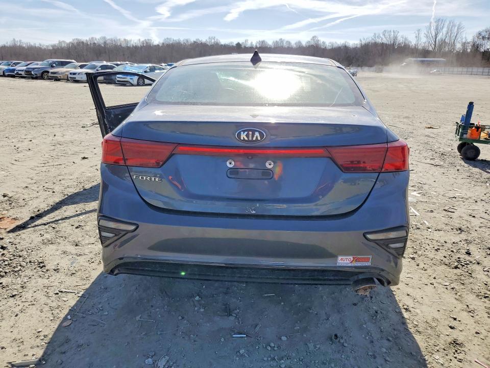 77577735 :رقم المزاد ، 3KPF24AD0KE101319 vin ، 2019 Kia Forte مزاد بيع