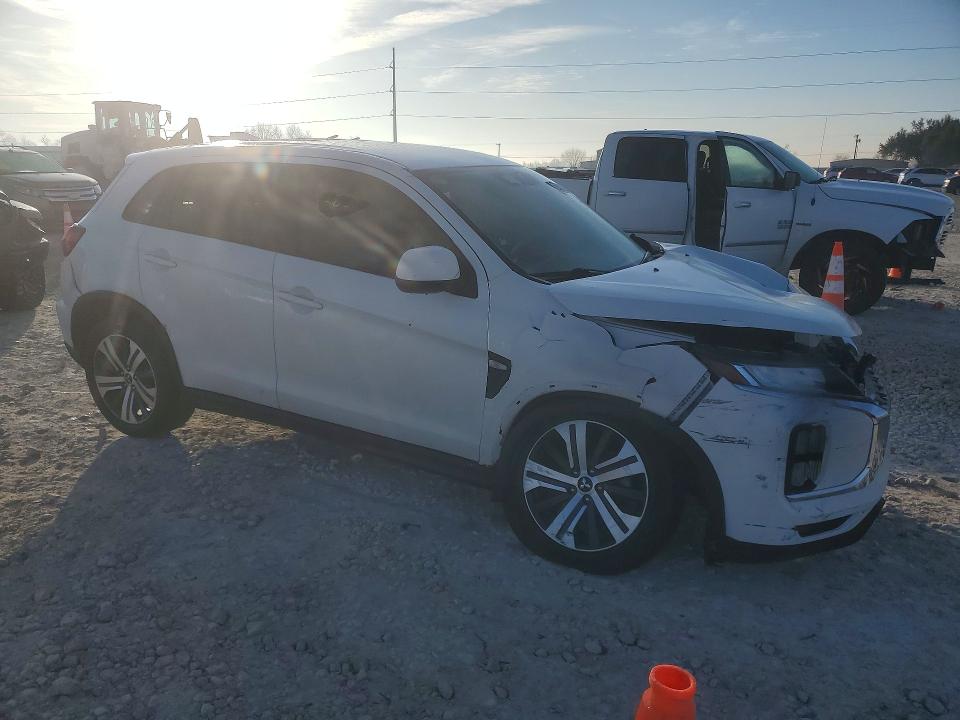 75561305 :رقم المزاد ، JA4APUAUXMU028325 vin ، 2021 Mitsubishi Outlander Sport مزاد بيع