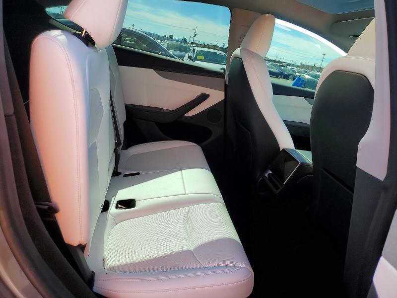 79480845 :رقم المزاد ، 7SAYGDED9TF386962 vin ، 2026 Tesla Model Y مزاد بيع
