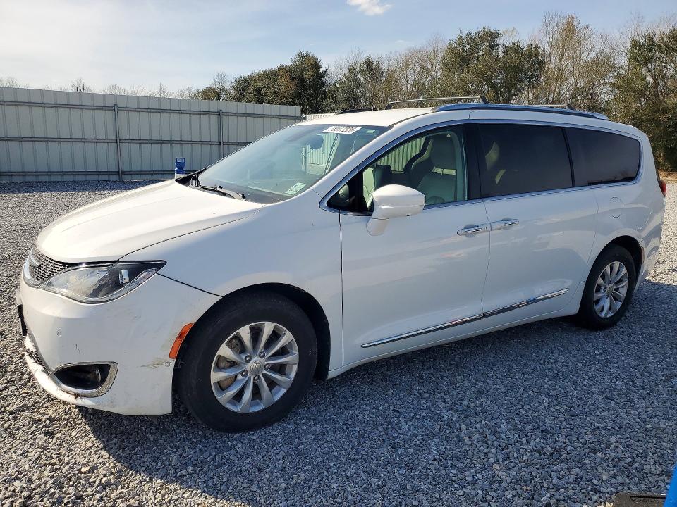 78977225 :رقم المزاد ، 2C4RC1BG9JR269894 vin ، 2018 Chrysler Pacifica مزاد بيع