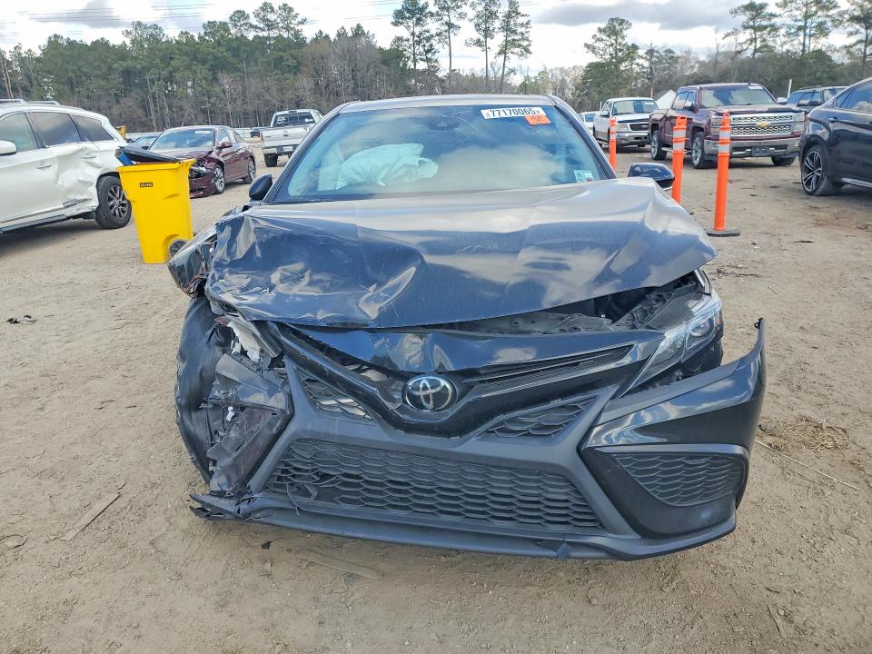Продажа на аукционе авто 2023 Toyota Camry, vin: 4T1G11AKXPU777169, номер лота: 77170065