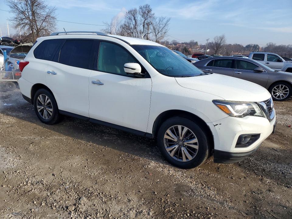 78554945 :رقم المزاد ، 5N1DR2MN3HC616211 vin ، 2017 Nissan Pathfinder مزاد بيع