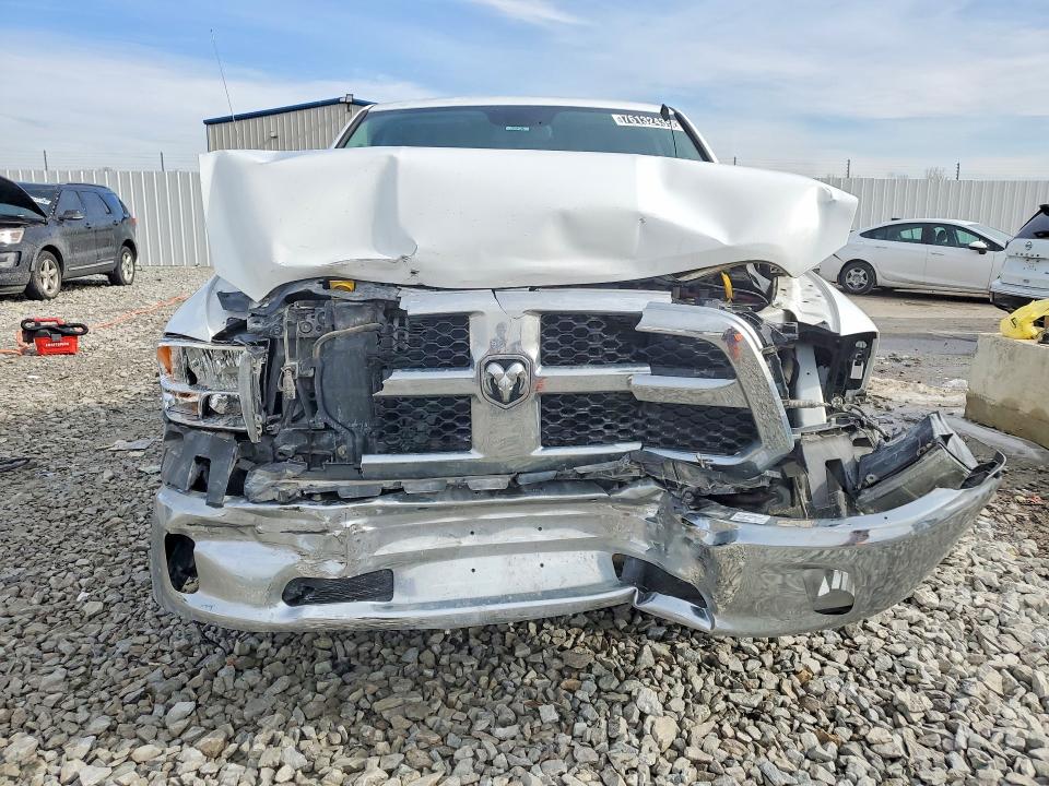 76132435 :رقم المزاد ، 1C6RR6GT9MS547950 vin ، 2021 Ram 1500 Classic مزاد بيع