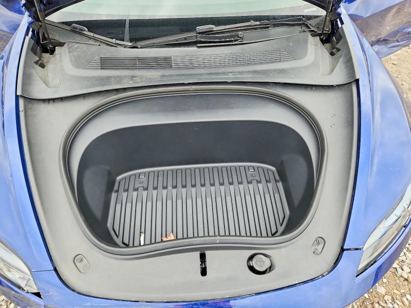 77789585 :رقم المزاد ، 5YJ3E1EB0SF932993 vin ، 2025 Tesla Model 3 مزاد بيع