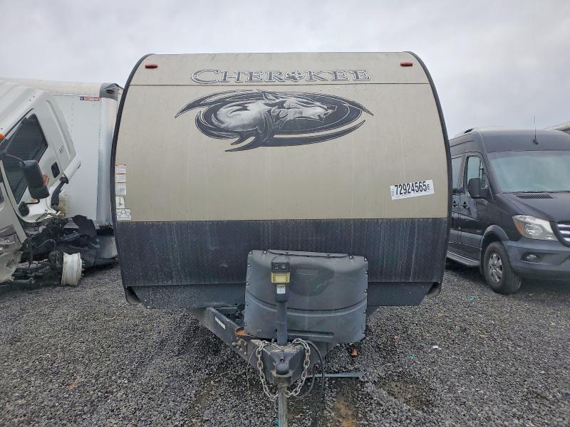 72924565 :رقم المزاد ، 4X4TCKB21KX136902 vin ، 2019 Forest River Cherokee Forest Riv مزاد بيع