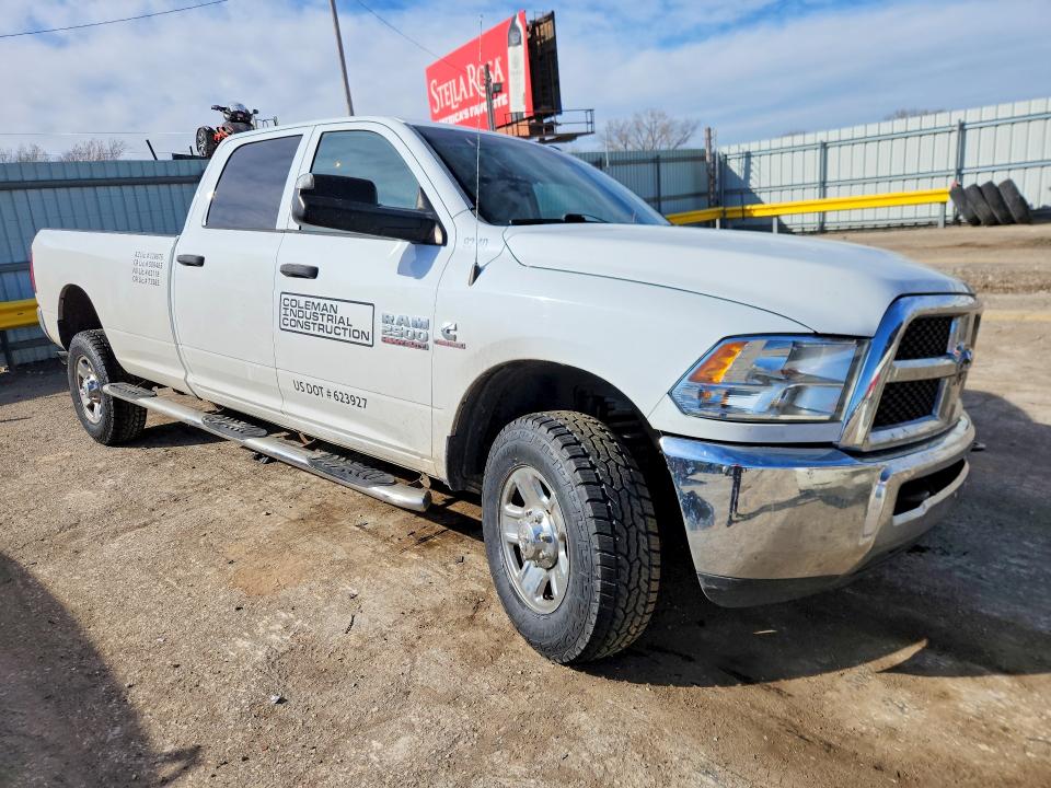 77574045 :رقم المزاد ، 3C6UR5HL1GG280804 vin ، 2016 Ram 2500 مزاد بيع