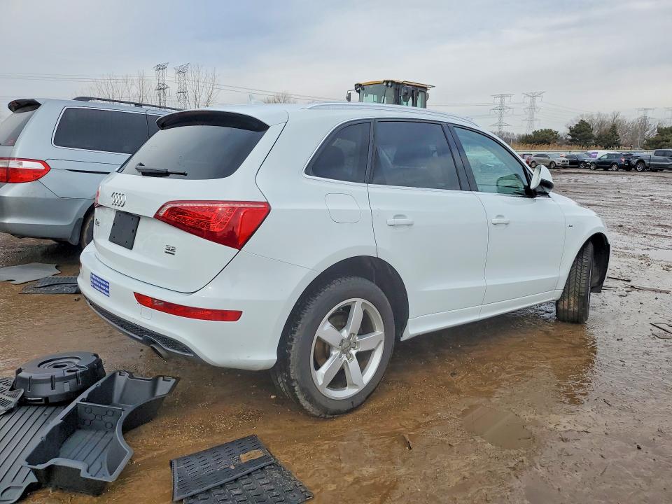 Продажа на аукционе авто 2012 Audi Q5, vin: WA1DKAFP6CA127804, номер лота: 77622515
