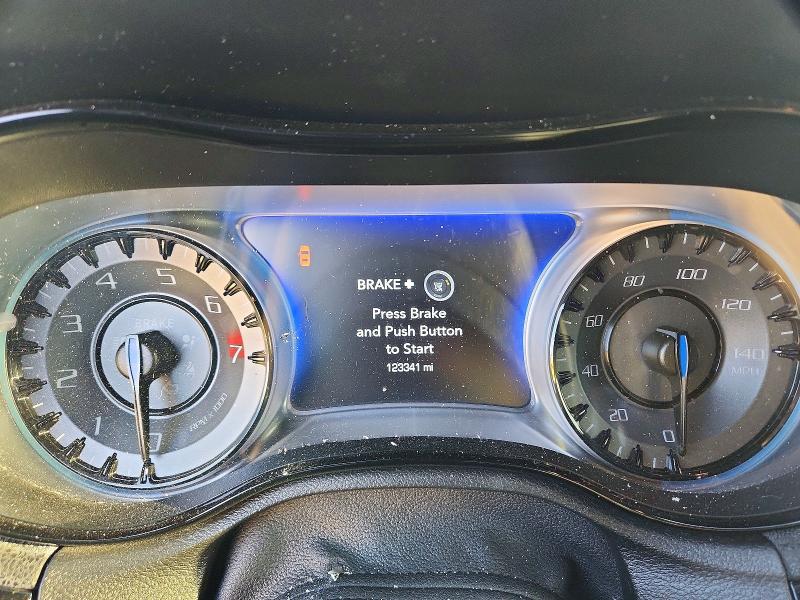 2018 Chrysler 300 მანქანა იყიდება აუქციონზე, vin: 2C3CCABG6JH266760, აუქციონის ნომერი: 76193895