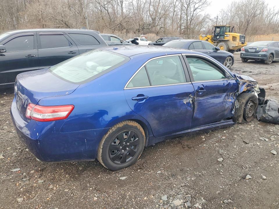2010 Toyota Camry მანქანა იყიდება აუქციონზე, vin: 4T1BF3EK0AU555281, აუქციონის ნომერი: 78132695