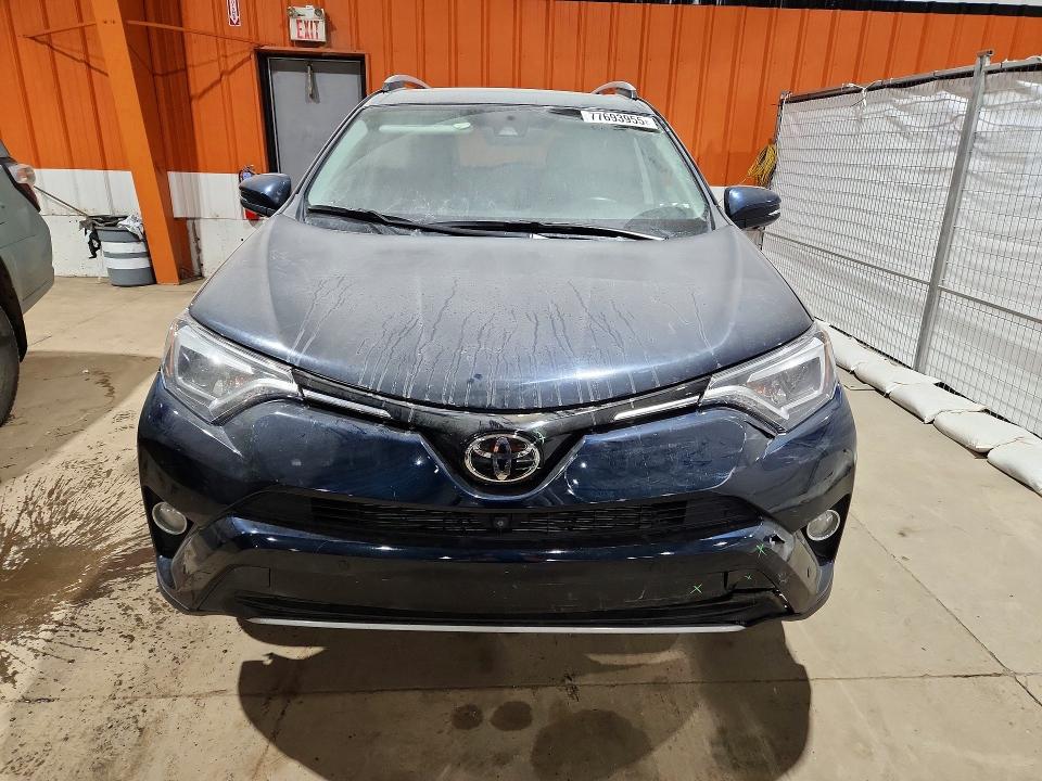 Продажа на аукционе авто 2017 Toyota Rav4, vin: 2T3DFREV5HW610993, номер лота: 77693955