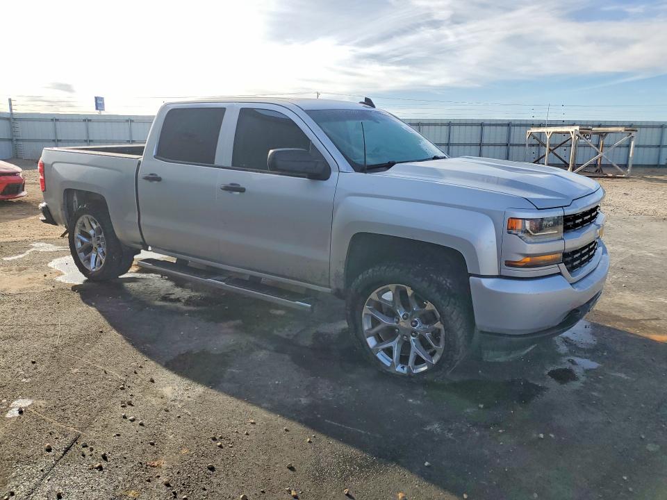 Продажа на аукционе авто 2018 Chevrolet Silverado, vin: 3GCUKPEC9JG132968, номер лота: 77021135