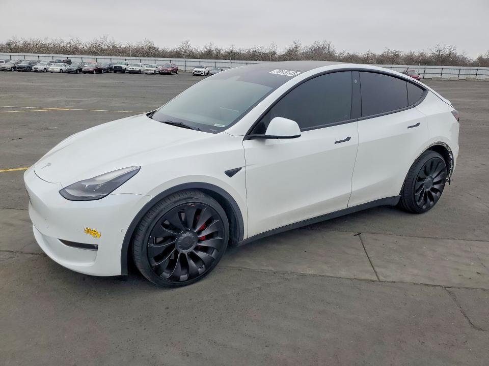 2022 Tesla Model Y მანქანა იყიდება აუქციონზე, vin: 7SAYGDEF6NF381724, აუქციონის ნომერი: 76828145