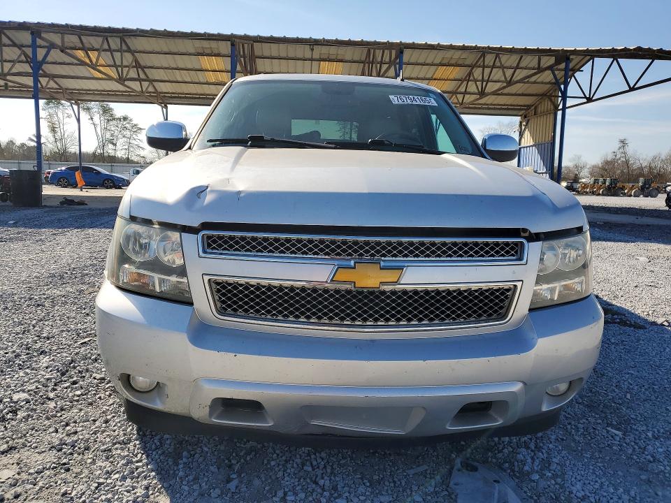 76794165 :رقم المزاد ، 1GNSCJE0XER192326 vin ، 2014 Chevrolet Suburban مزاد بيع