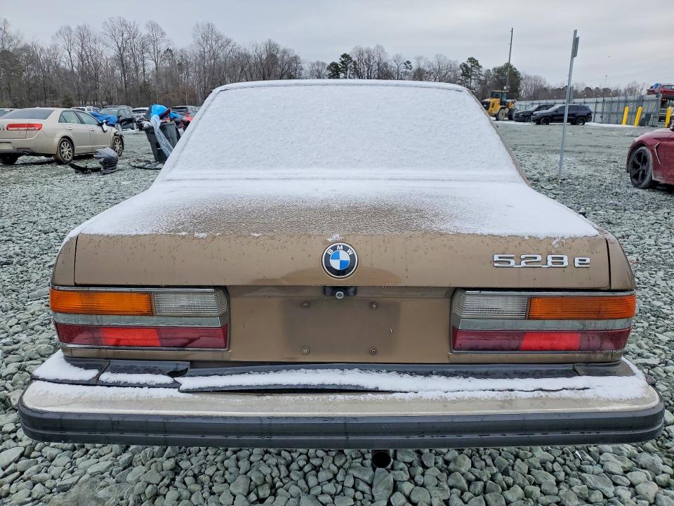 Продажа на аукционе авто 1984 Bmw 528, vin: WBADK7303E9201083, номер лота: 75992145