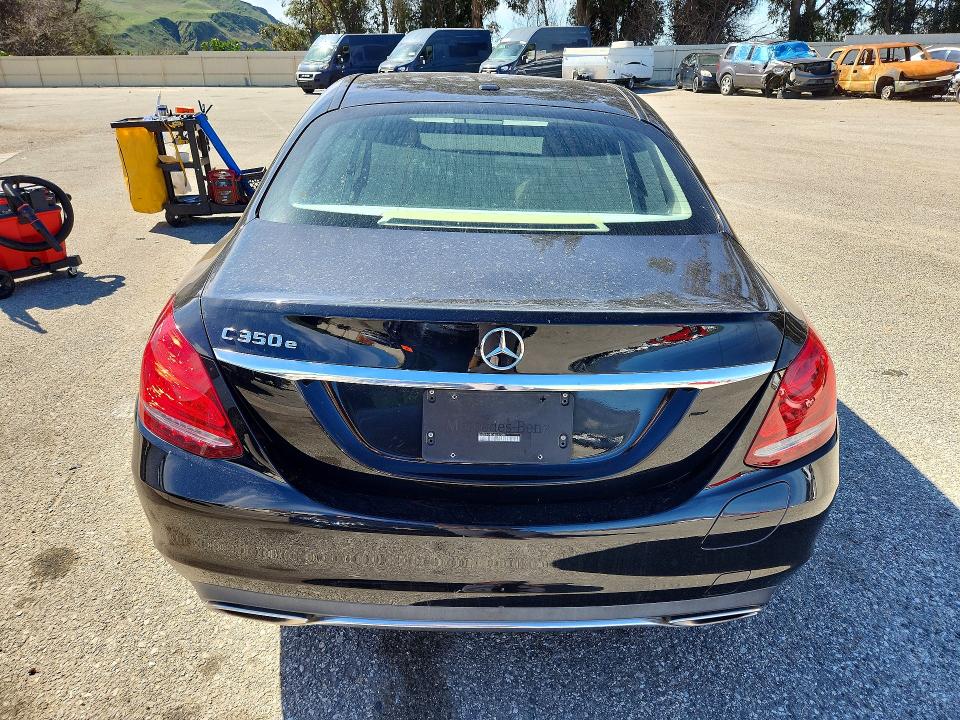 Продаж на аукціоні авто 2018 Mercedes-benz C, vin: 55SWF4HB3JU262036, номер лоту: 78598845