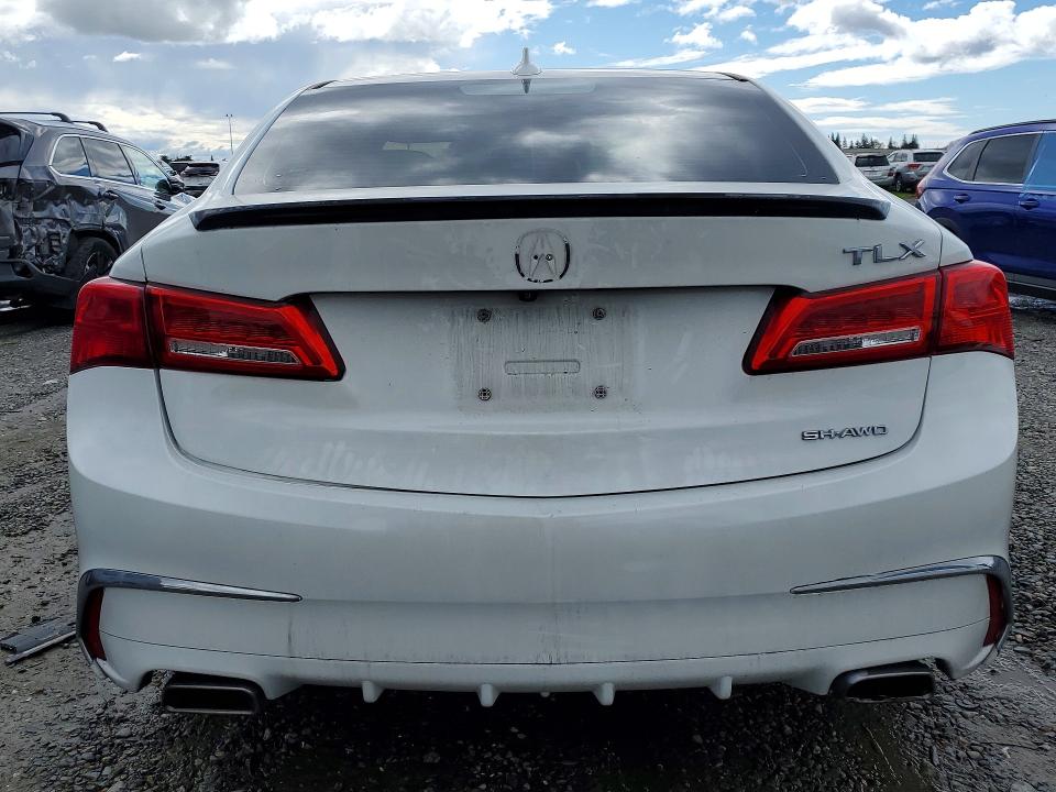 78101735 :رقم المزاد ، 19UUB3F52JA005052 vin ، 2018 Acura Tlx مزاد بيع