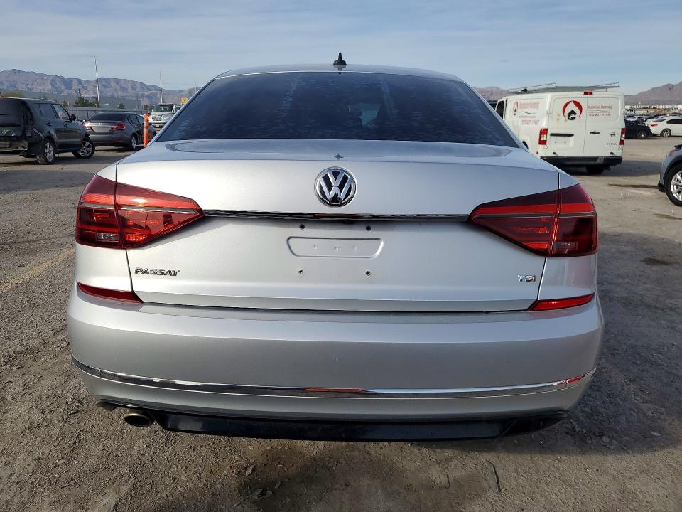 Aukcja sprzedaży 2017 Volkswagen Passat, vin: 1VWDT7A37HC069897, numer aukcji: 78911015