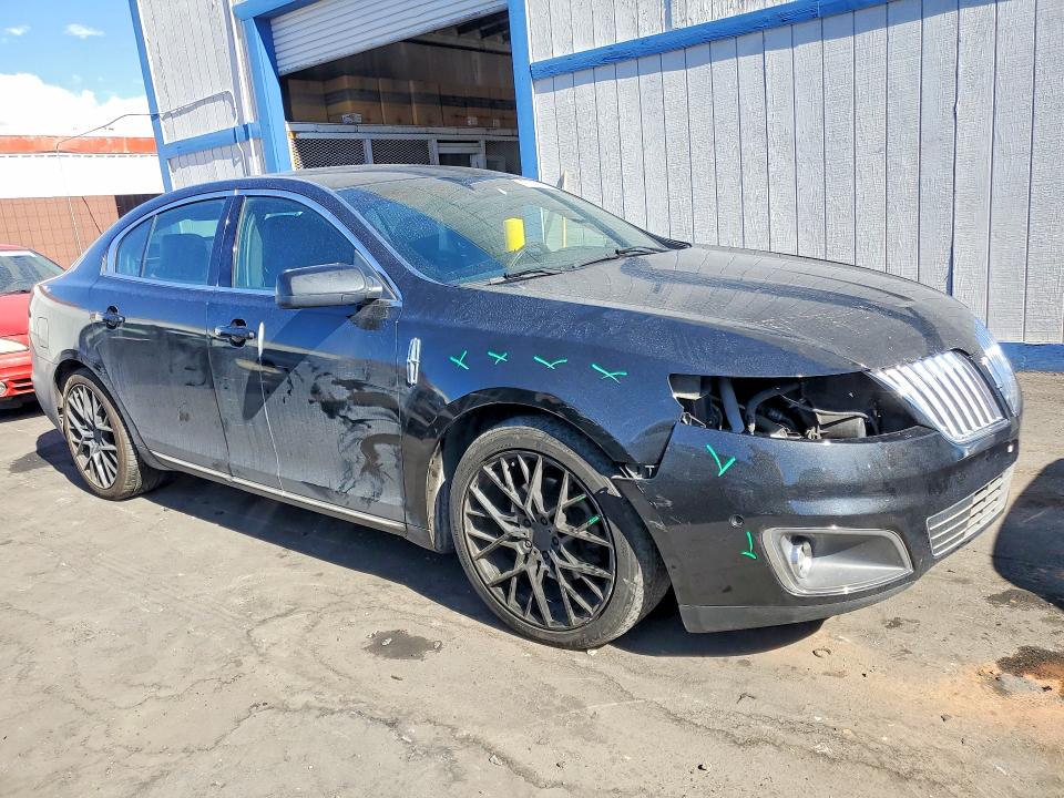 77123865 :رقم المزاد ، 1LNHL9FT2BG607412 vin ، 2011 Lincoln Mks مزاد بيع