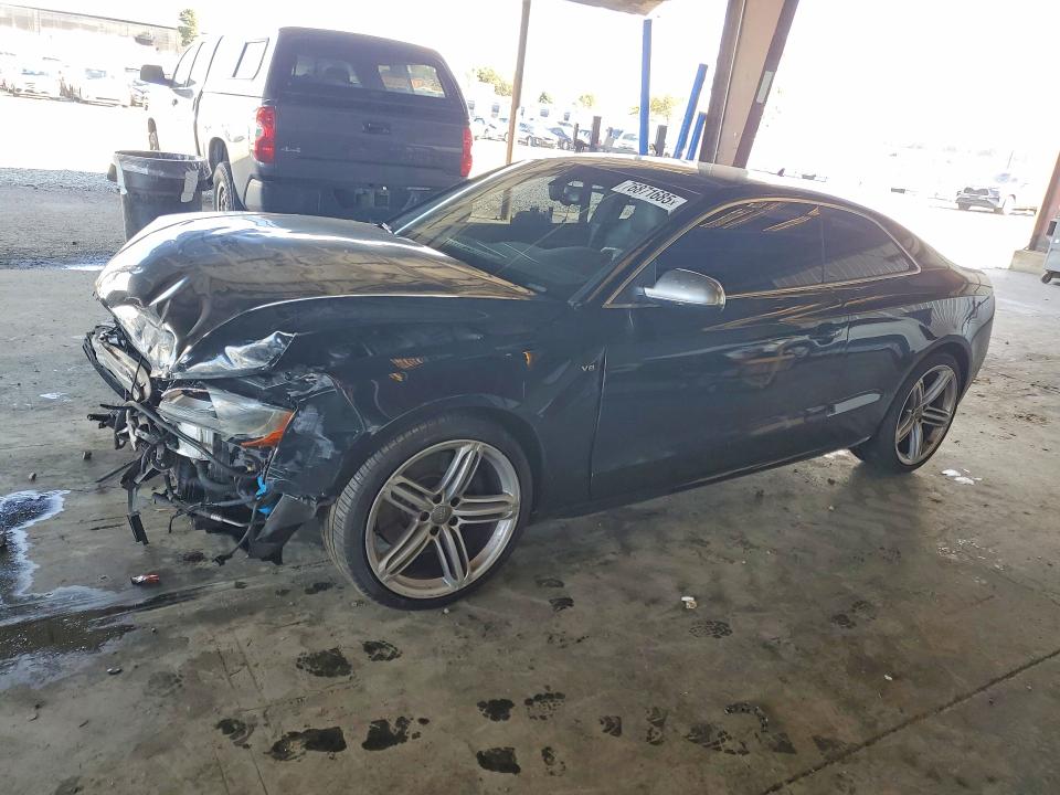 Продажа на аукционе авто 2012 Audi S5, vin: WAUGVAFRXCA017010, номер лота: 76871685