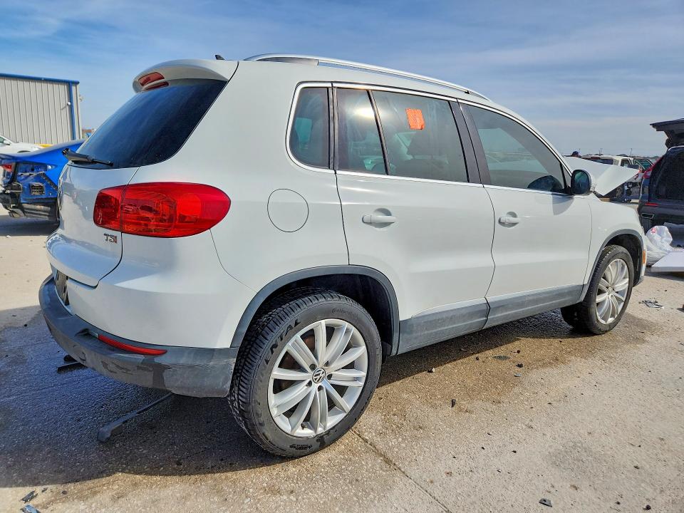 Продаж на аукціоні авто 2016 Volkswagen Tiguan, vin: WVGAV7AX2GW563712, номер лоту: 79006485