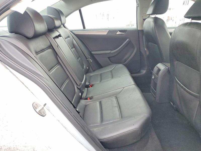 Продажа на аукционе авто 2017 Volkswagen Jetta, vin: 3VWDB7AJ1HM247223, номер лота: 76646195