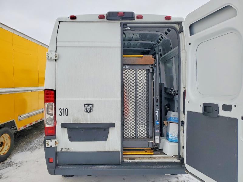 47657856 :رقم المزاد ، 3C6TRVBG3FE520081 vin ، 2015 Ram Promaster 1500 مزاد بيع
