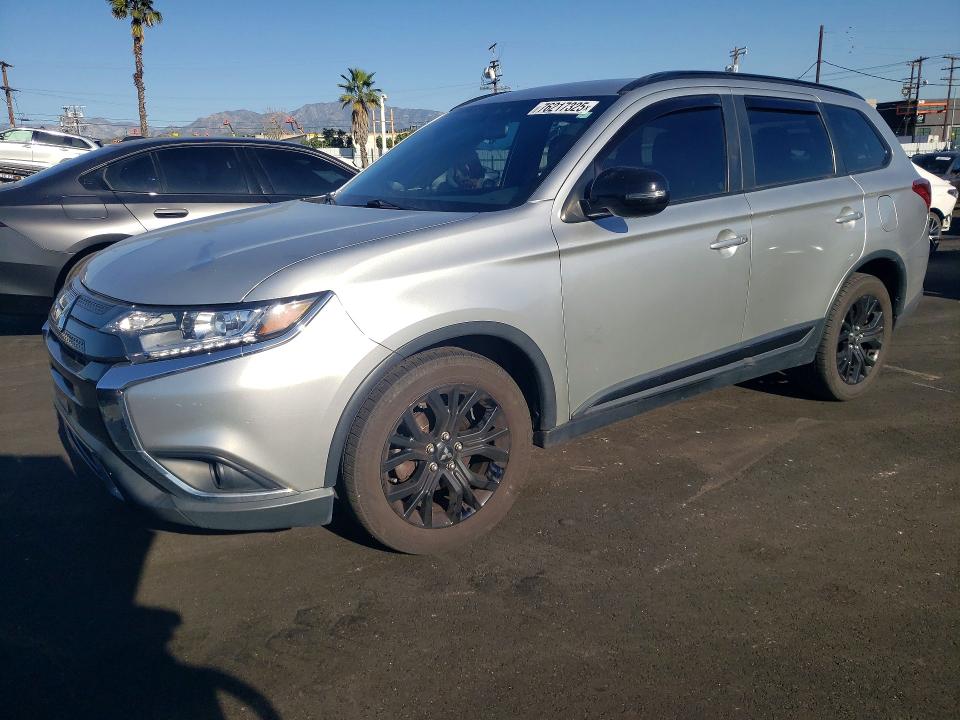 Продаж на аукціоні авто 2019 Mitsubishi Outlander, vin: JA4AZ3A3XKZ055357, номер лоту: 76217325