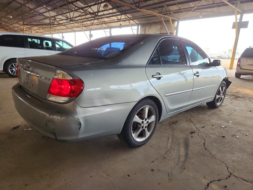 Продажа на аукционе авто 2005 Toyota Camry, vin: 4T1BE32K35U594556, номер лота: 77419505