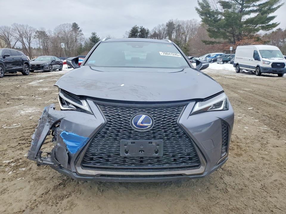 76641245 :رقم المزاد ، JTHU9JBH5K2007273 vin ، 2019 Lexus Ux مزاد بيع