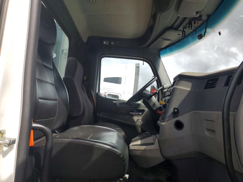 77429845 :رقم المزاد ، 1XPBA48X3HD428839 vin ، 2017 Peterbilt 579 مزاد بيع