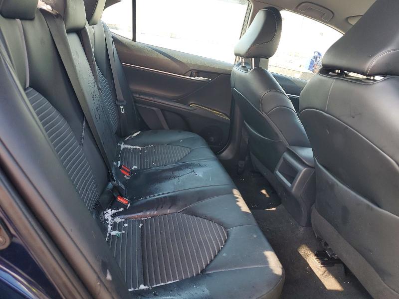 76705755 :رقم المزاد ، 4T1G11AK4NU709401 vin ، 2022 Toyota Camry مزاد بيع