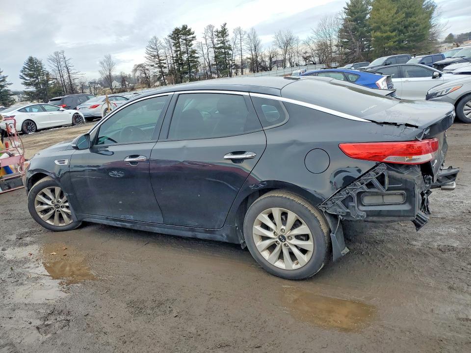 2017 Kia Optima მანქანა იყიდება აუქციონზე, vin: 5XXGU4L37HG133834, აუქციონის ნომერი: 78508415