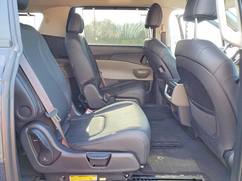 76666955 :رقم المزاد ، KNDNC5KA7S6035098 vin ، 2025 Kia Carnival Hybrid مزاد بيع