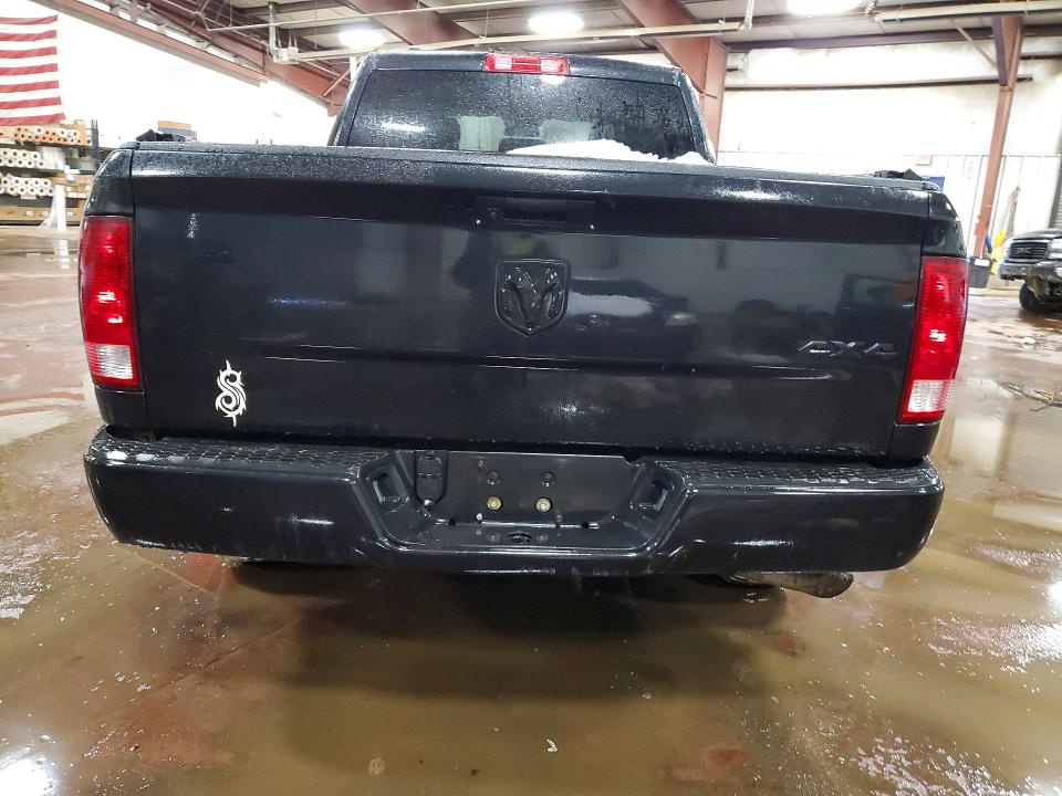 75303265 :رقم المزاد ، 1C6RR7FG6KS518526 vin ، 2019 Ram 1500 Classic مزاد بيع