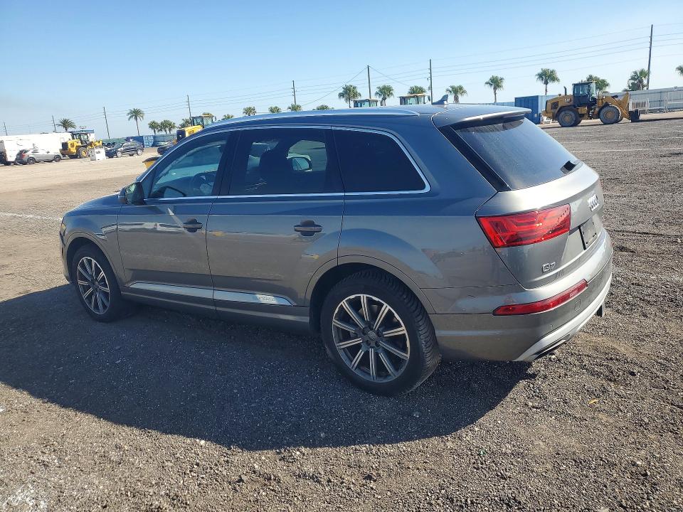 Продажа на аукционе авто 2017 Audi Q7, vin: WA1LAAF76HD047133, номер лота: 76971465