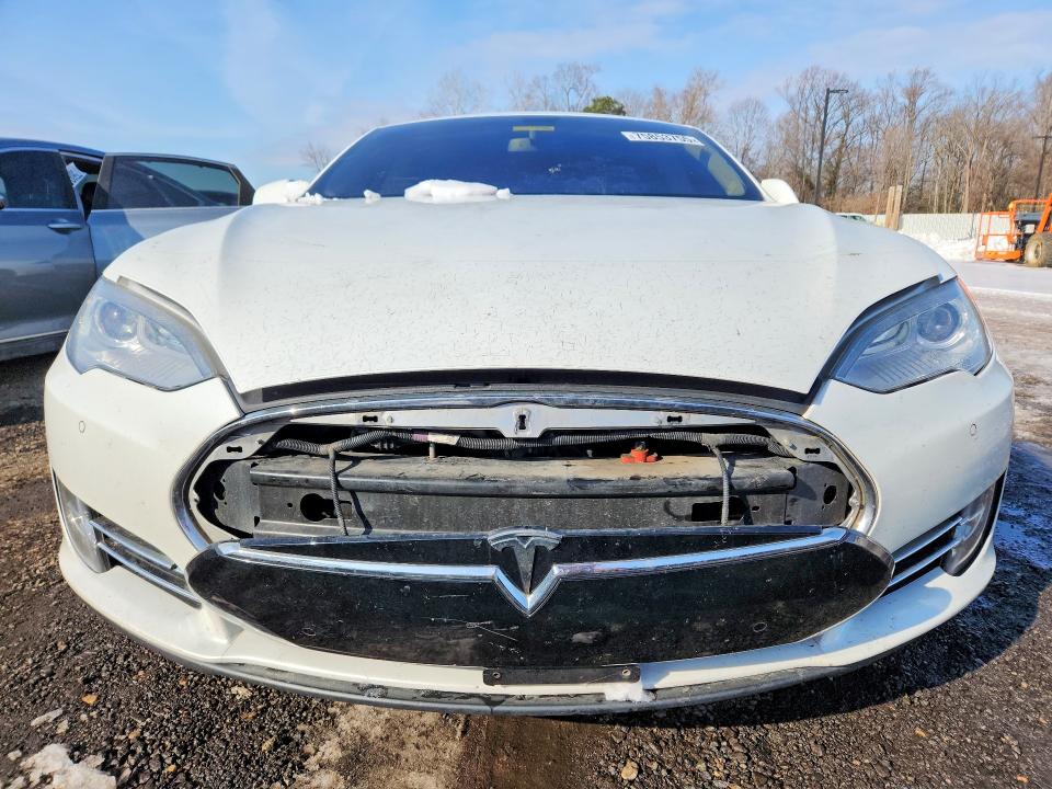 Aukcja sprzedaży 2014 Tesla Model S, vin: 5YJSA1H1XEFP38471, numer aukcji: 75853755