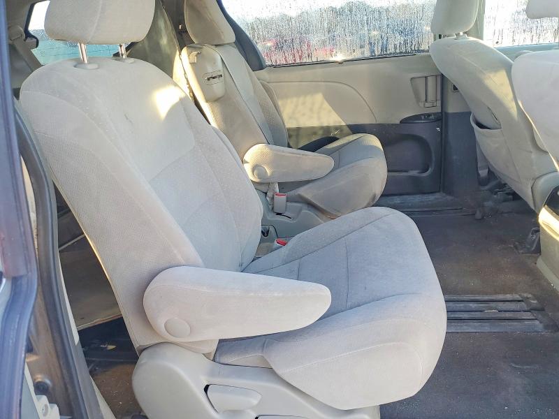 2015 Toyota Sienna მანქანა იყიდება აუქციონზე, vin: 5TDKK3DC4FS540482, აუქციონის ნომერი: 75618875
