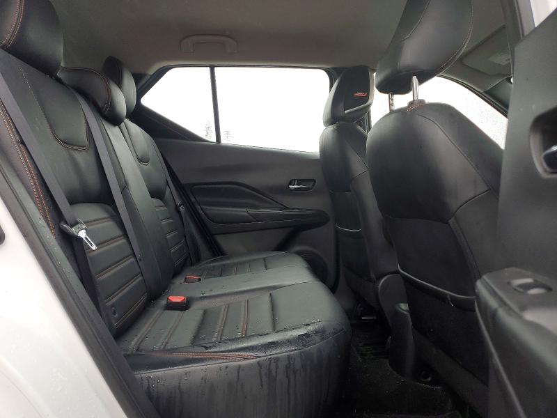 77002655 :رقم المزاد ، 3N1CP5CU0KL561912 vin ، 2019 Nissan Kicks مزاد بيع