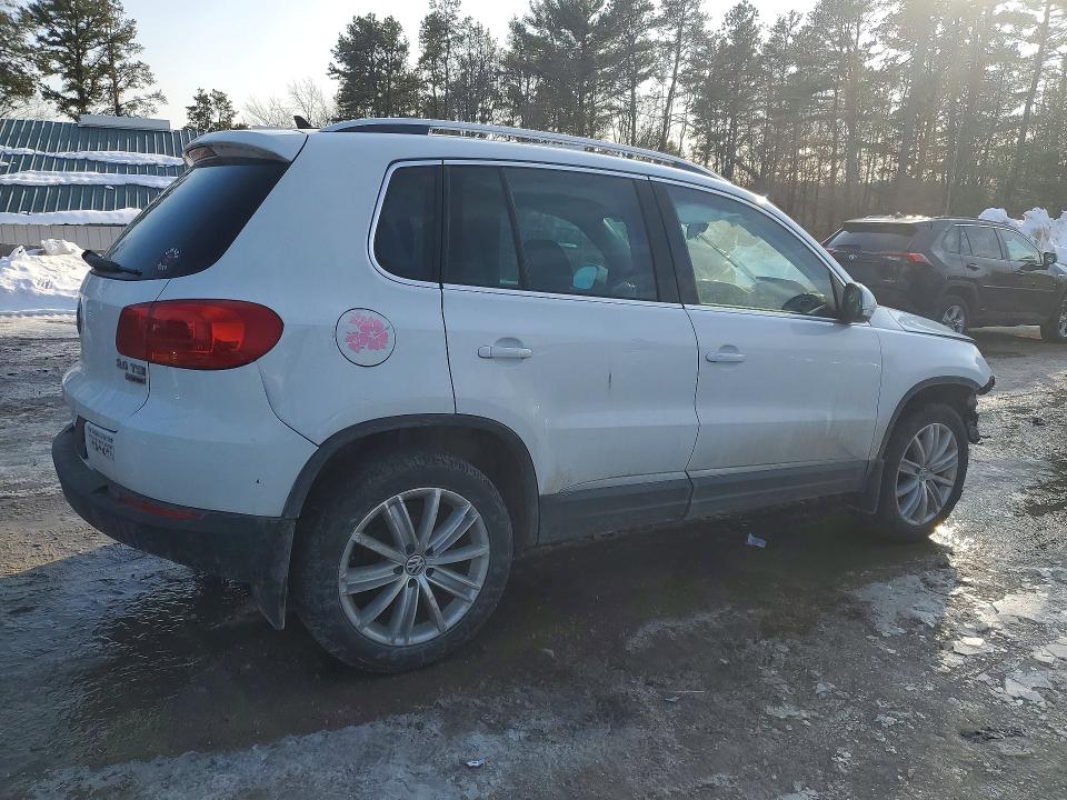 Aukcja sprzedaży 2014 Volkswagen Tiguan, vin: WVGBV3AX3EW619635, numer aukcji: 77152905
