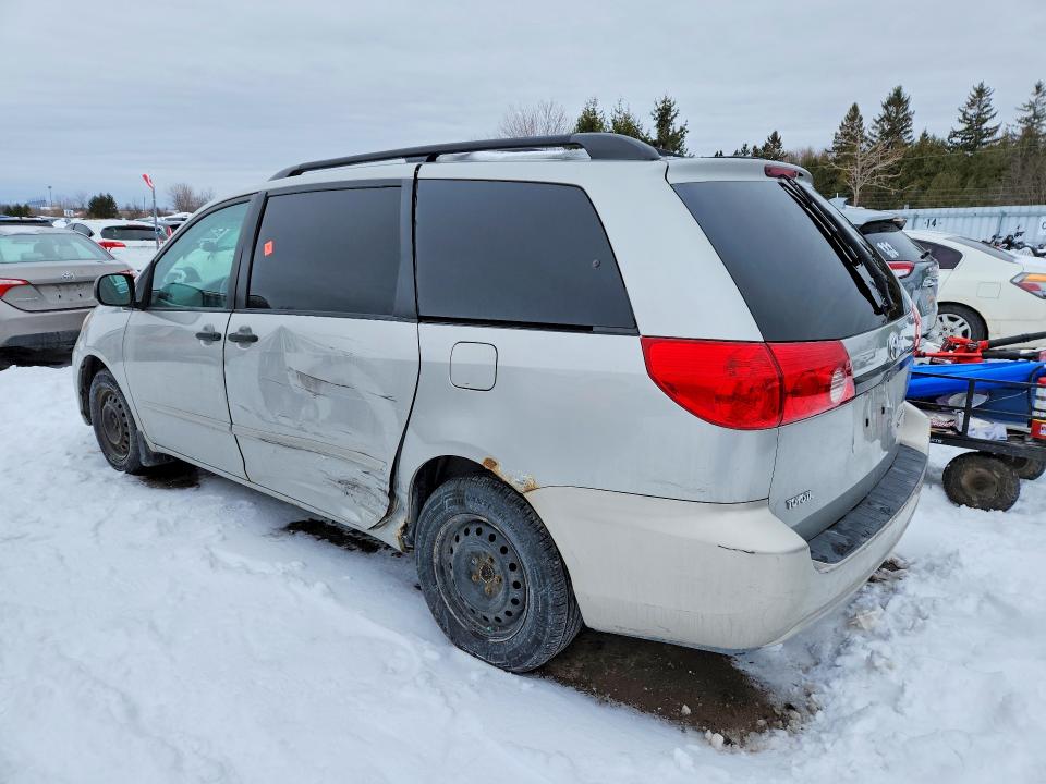 Продажа на аукционе авто 2010 Toyota Sienna, vin: 5TDZK4CC2AS333846, номер лота: 77496505