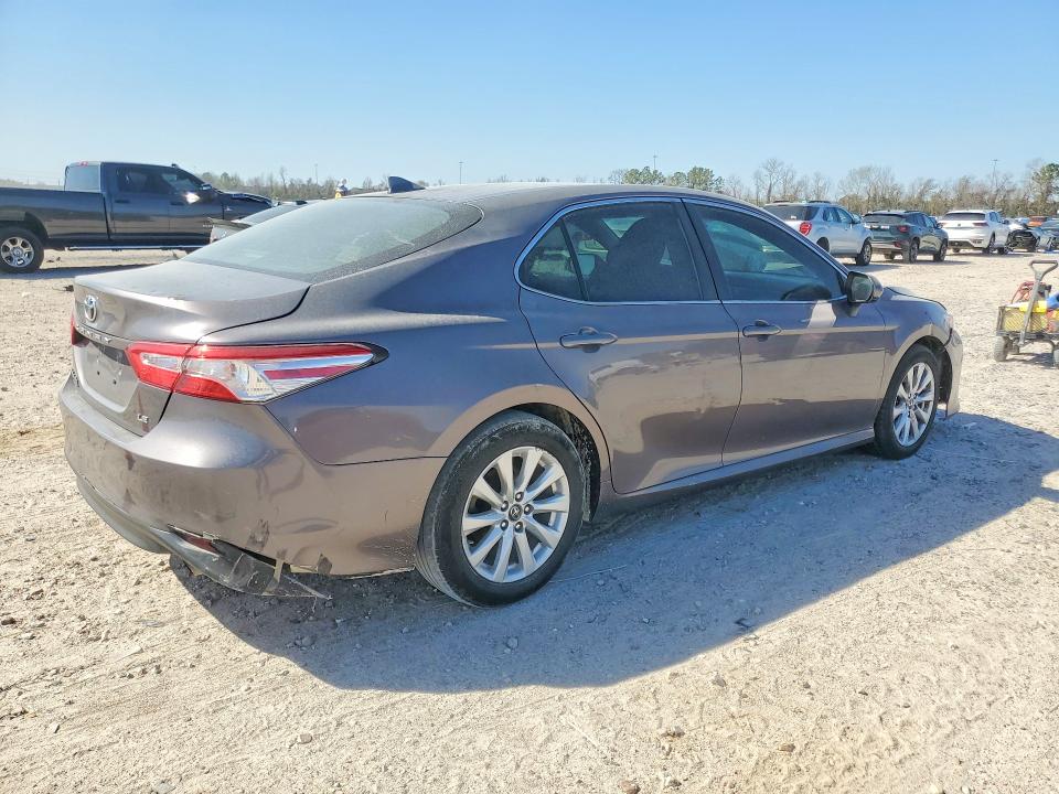 Продажа на аукционе авто 2019 Toyota Camry, vin: 4T1B11HK0KU208100, номер лота: 78805495