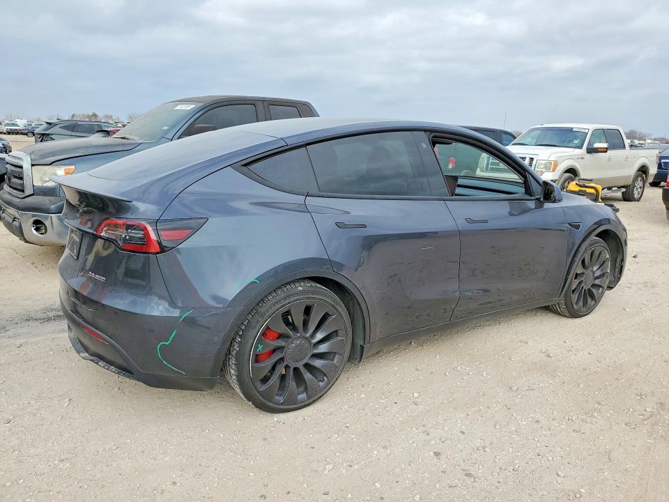 Продаж на аукціоні авто 2022 Tesla Model Y, vin: 7SAYGDEF4NF451978, номер лоту: 77557475