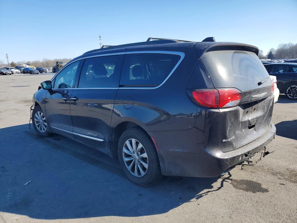 2017 Chrysler Pacifica მანქანა იყიდება აუქციონზე, vin: 2C4RC1BG7HR771460, აუქციონის ნომერი: 76875955
