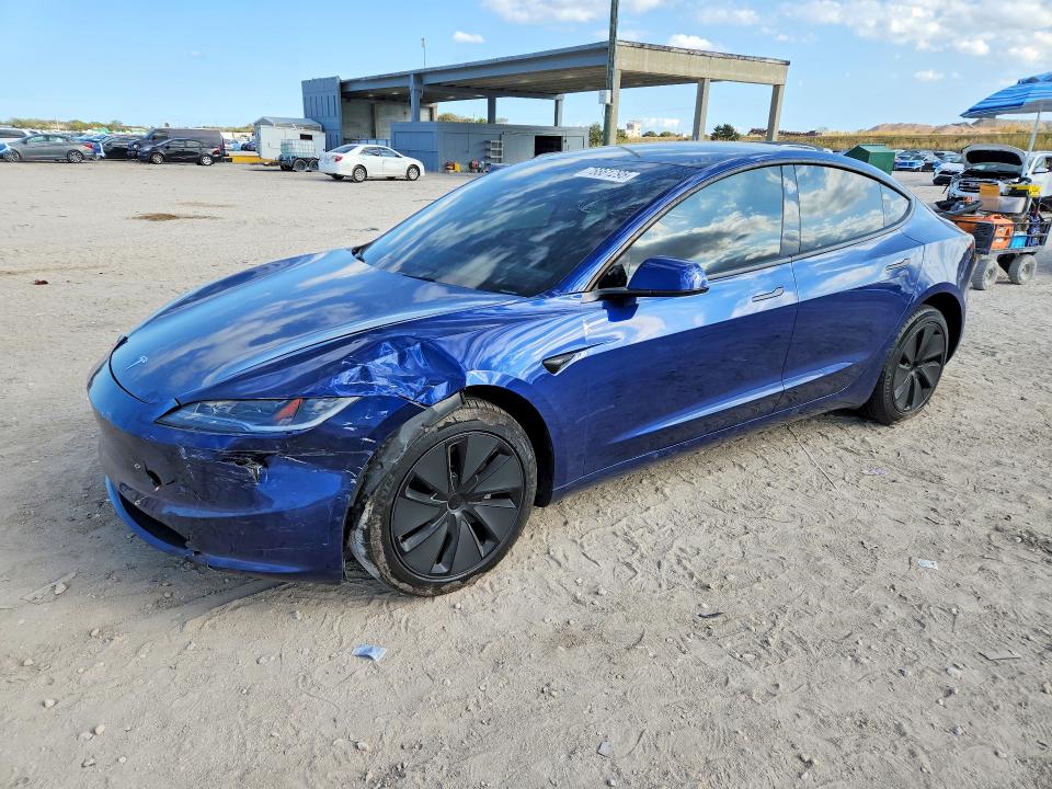 Продажа на аукционе авто 2025 Tesla Model 3, vin: 5YJ3E1EA4SF923561, номер лота: 76861295