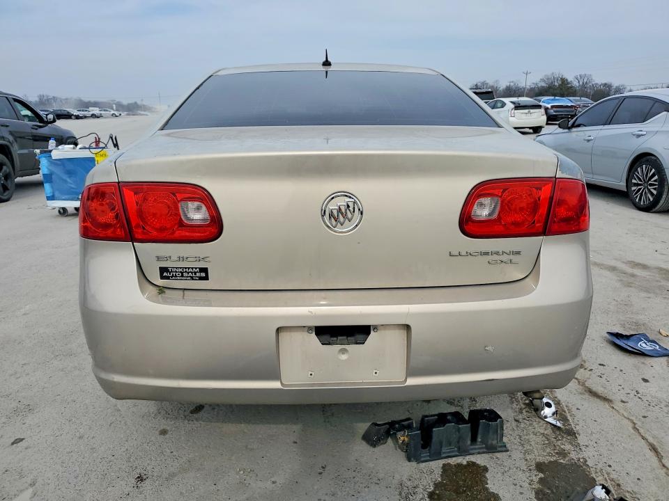 2008 Buick Lucerne მანქანა იყიდება აუქციონზე, vin: 1G4HD57238U208272, აუქციონის ნომერი: 76207385