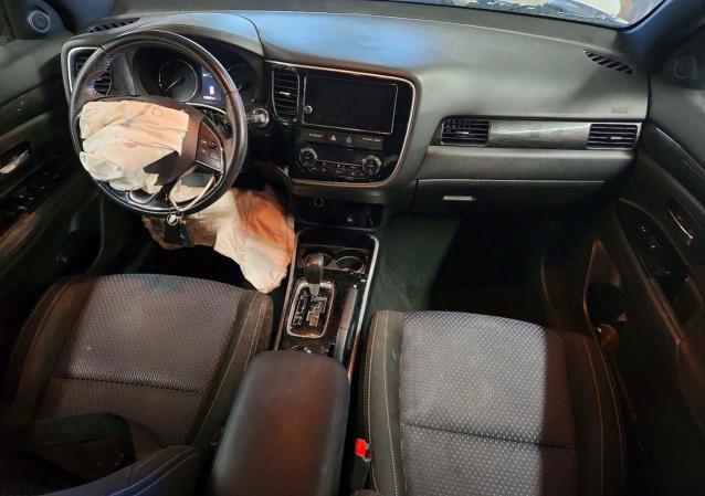 Продаж на аукціоні авто 2018 Mitsubishi Outlander, vin: JA4AD3A3XJZ060605, номер лоту: 77244095