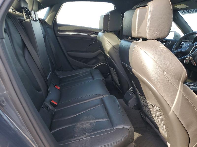Продаж на аукціоні авто 2018 Audi A3, vin: WAUGUGFF8J1073908, номер лоту: 76938585