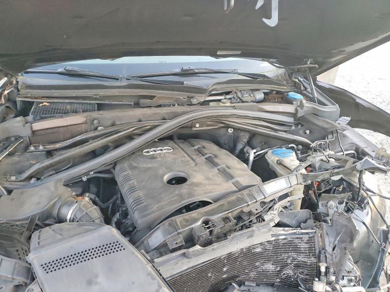 76694875 :رقم المزاد ، WA1LFAFP4BA013931 vin ، 2011 Audi Q5 مزاد بيع